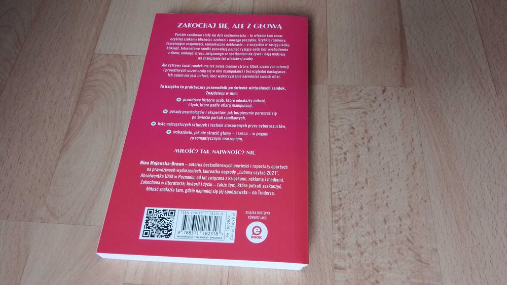Narzeczony z Tindera, Nina Majewska-Brown, bdb, książka z autografem