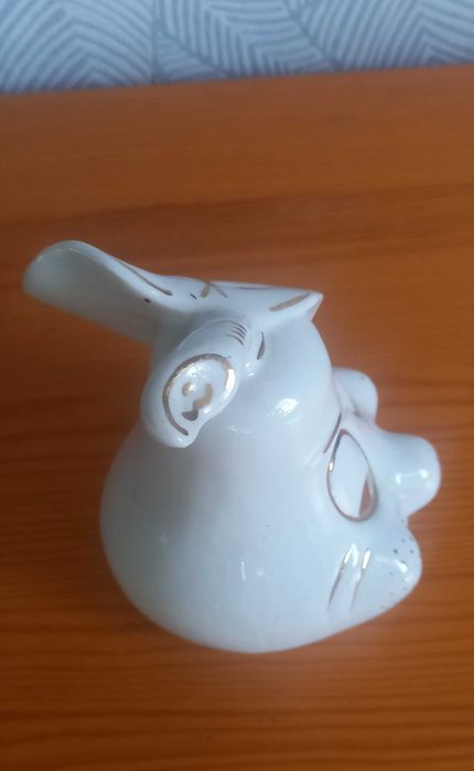 Figurka porcelanowa gruszka z liściem 15 cm