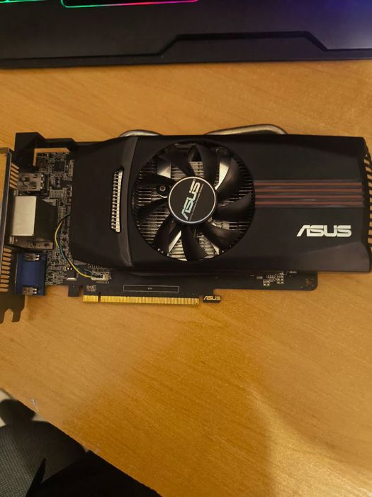 Продаю мою відеокарту GTX 650 1 Gb ddr5