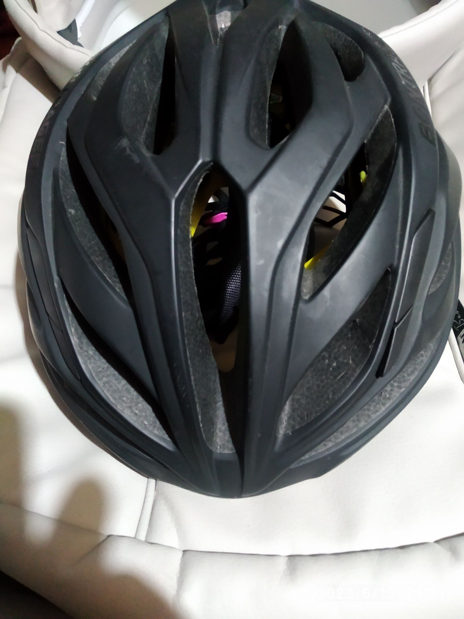 Kask rowerowy dla 10-11 lat