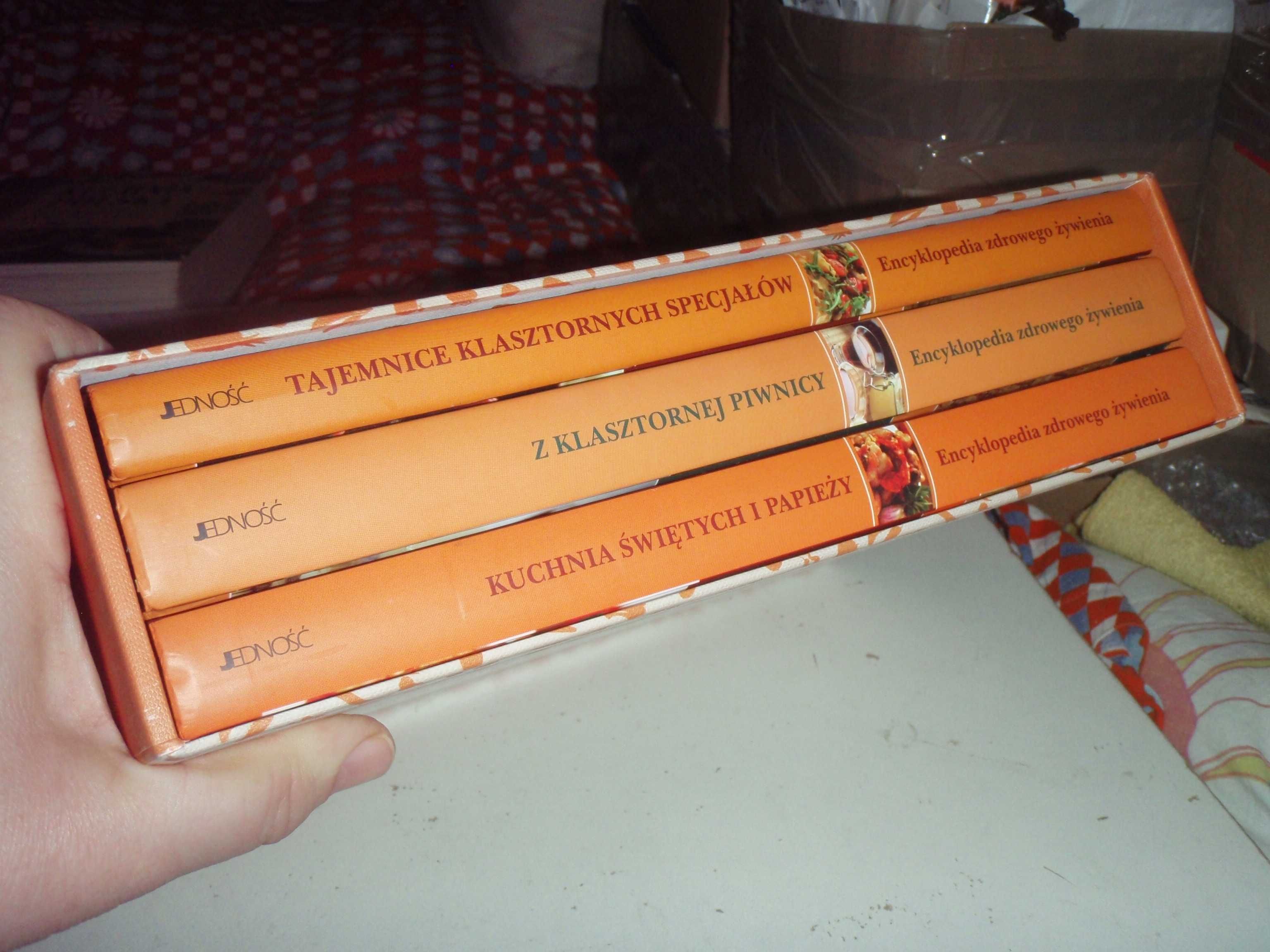 Encyklopedia Zdrowego Żywienia: 3 tomy Kuchnia Papieży, Klasztorne Spe
