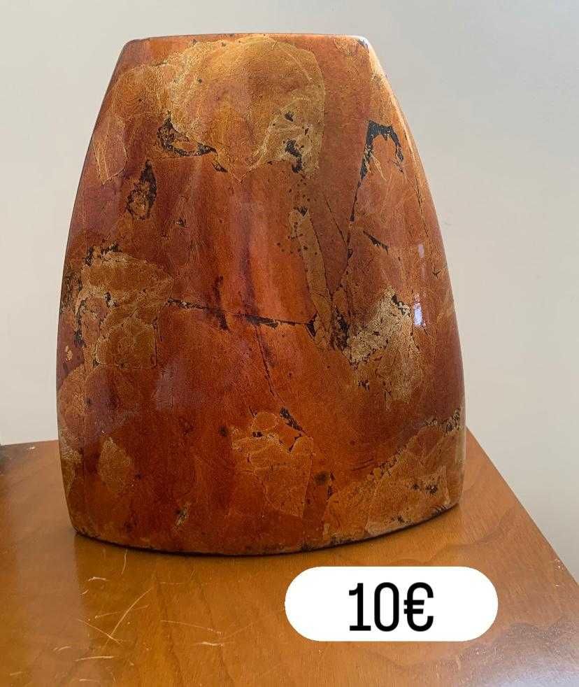 Peça decorativa em louça