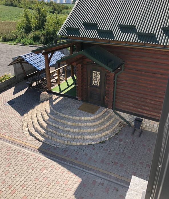 Оренда будинку для відпочинку або  проживання