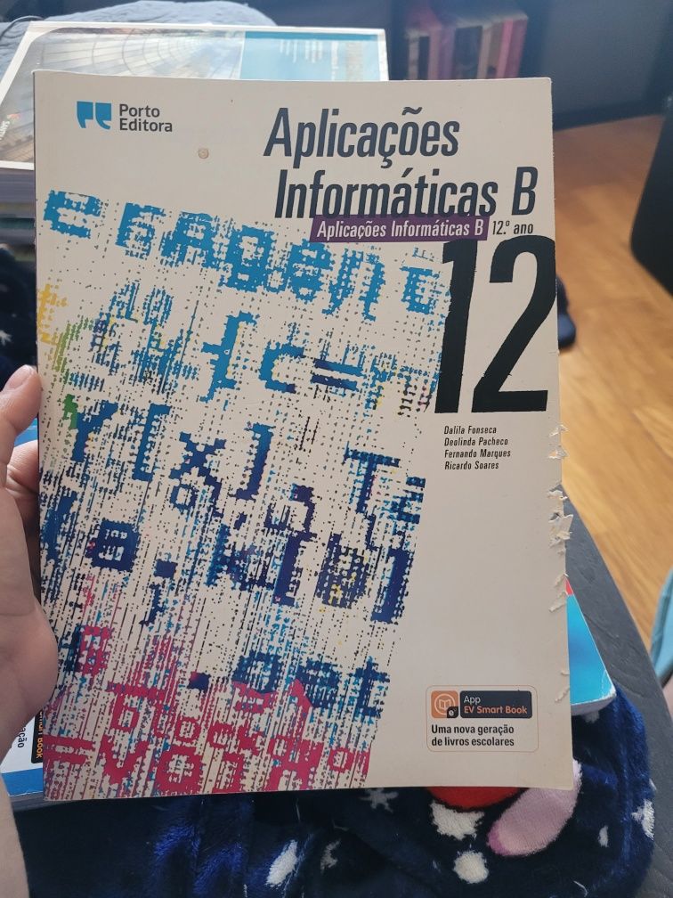 Manual Aplicações Informáticas 12° ano