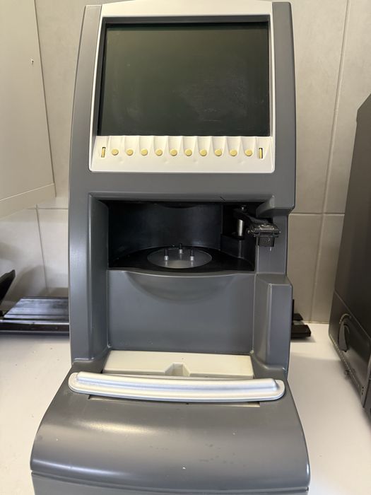 Automat szlifierski optyk Essilor Gamma ultimate edition