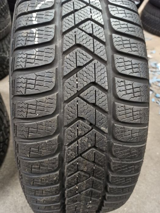 Koła zimowe 18 5x112 Mercedes Audi VW Seat Skoda 225/45 r18 Pirelli