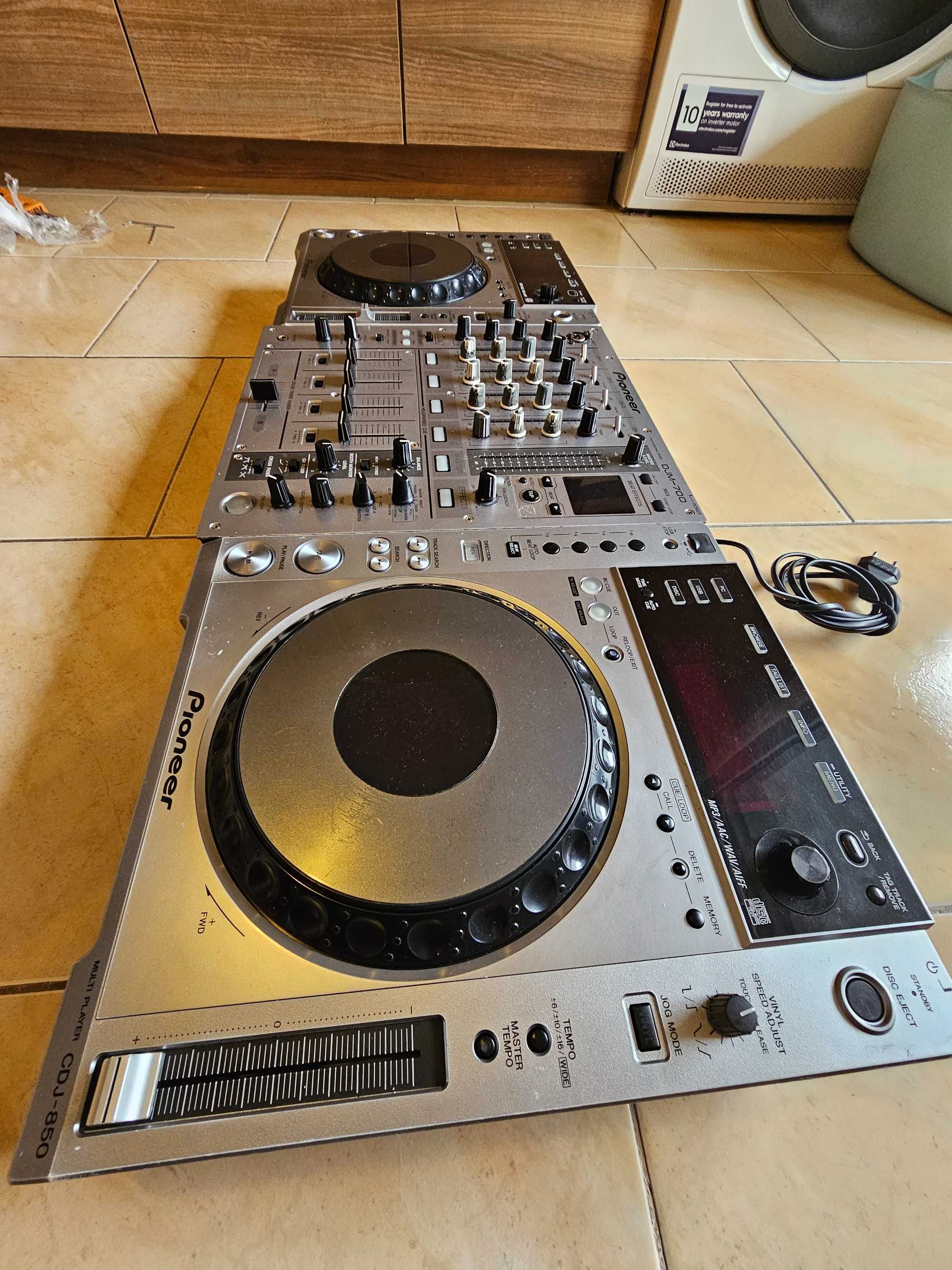 zestaw mikser Pioneer DJM 700 + 2 x Odtwarzacz CDJ 850