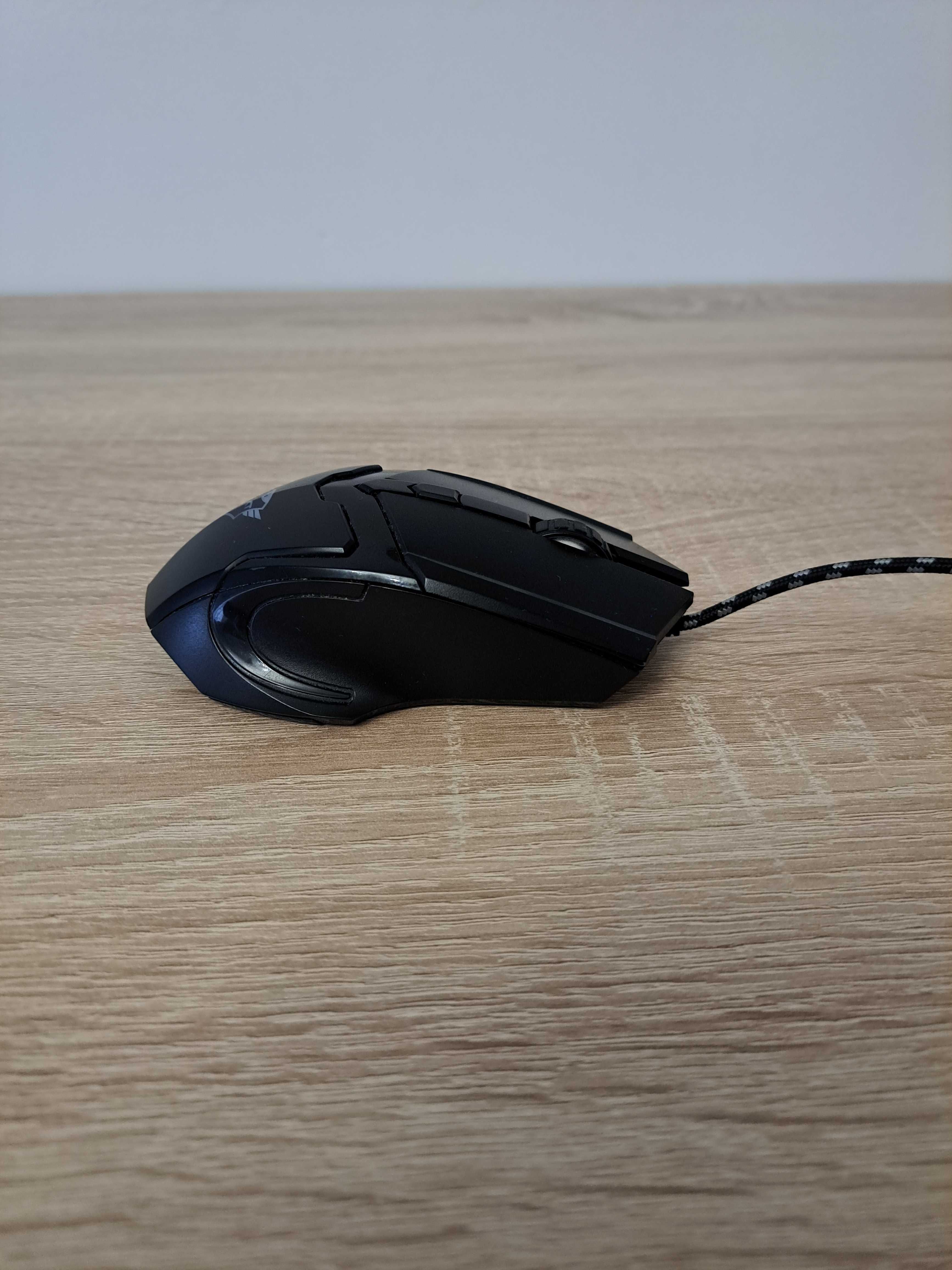 Mouse gamer em bom estado