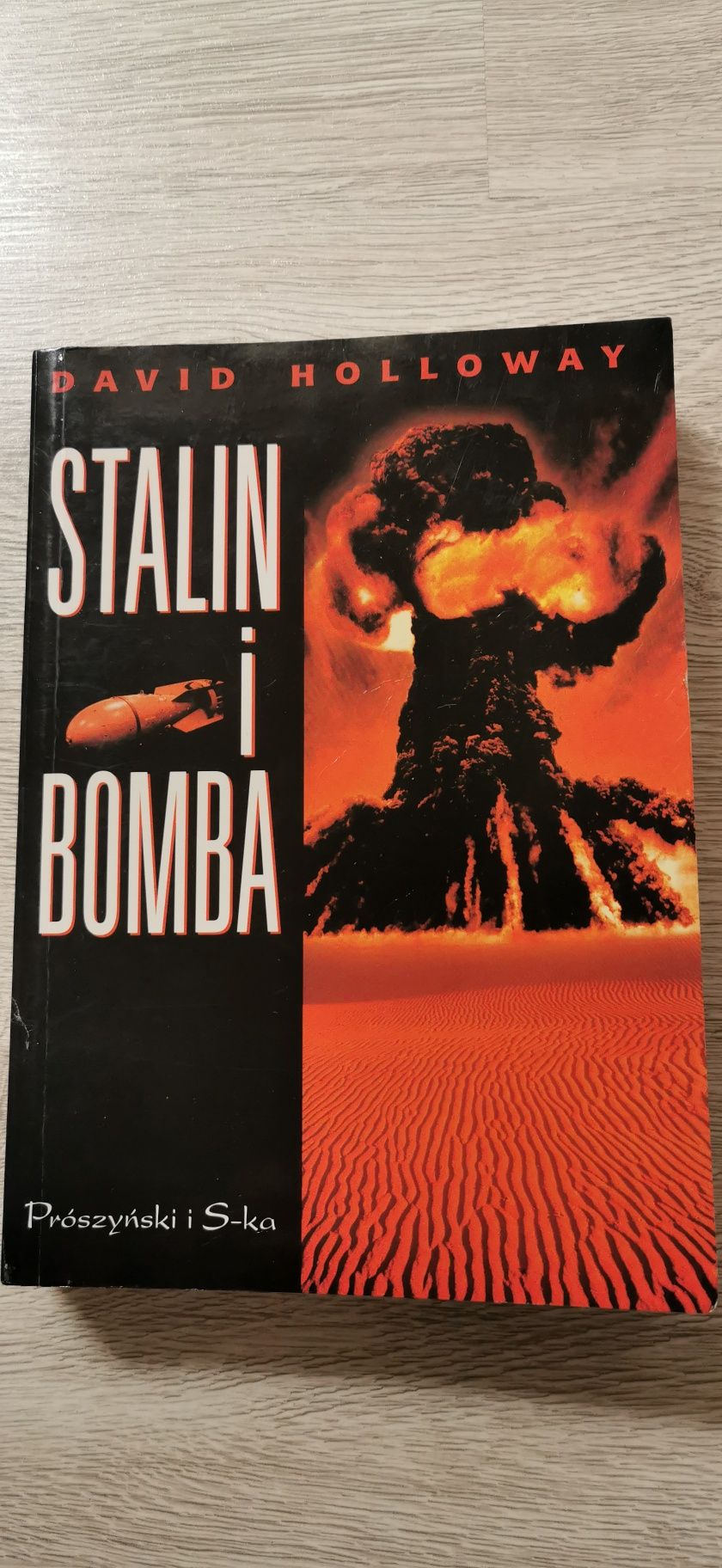 Stalin i bomba David Holloway