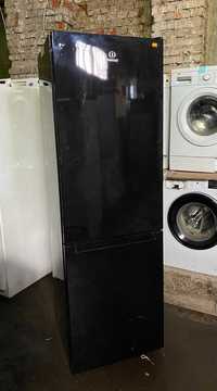 Холодильник Indesit LR8 S2 K B (189 см) з Європи