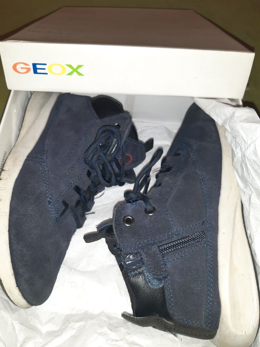 Botas Geox Tamanho 31 - Quase novas