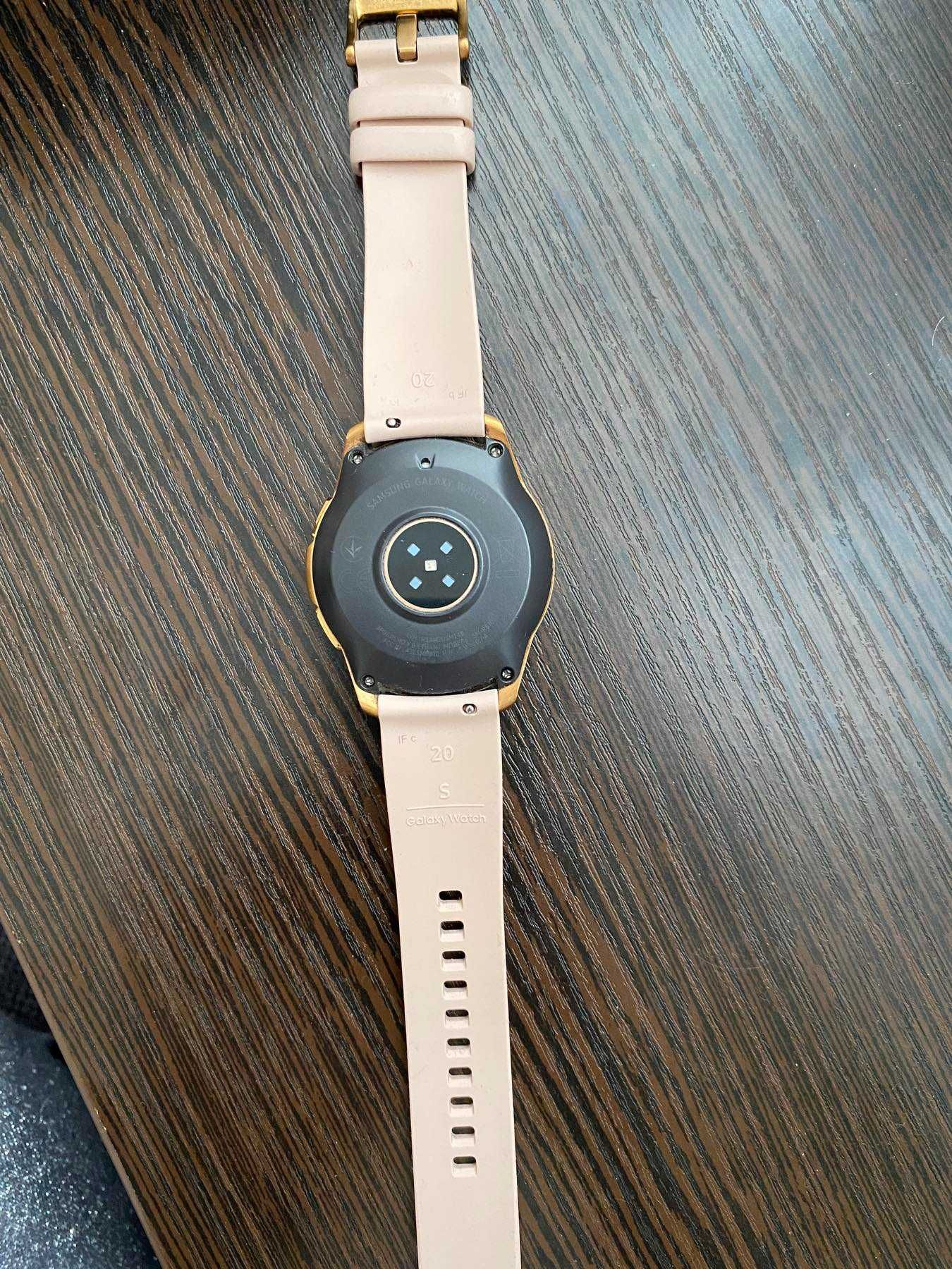 Смарт годинник Samsung Galaxy Watch 42 мм