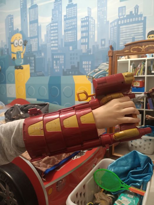 Рукавичка Залізної людини, Марвел Marvel Iron Man