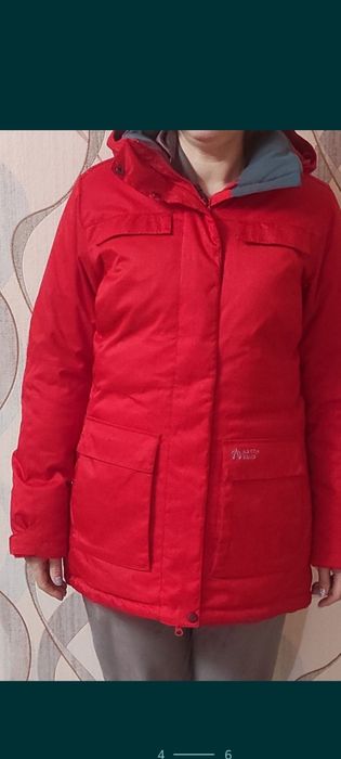 Продам пуховик на 42-46