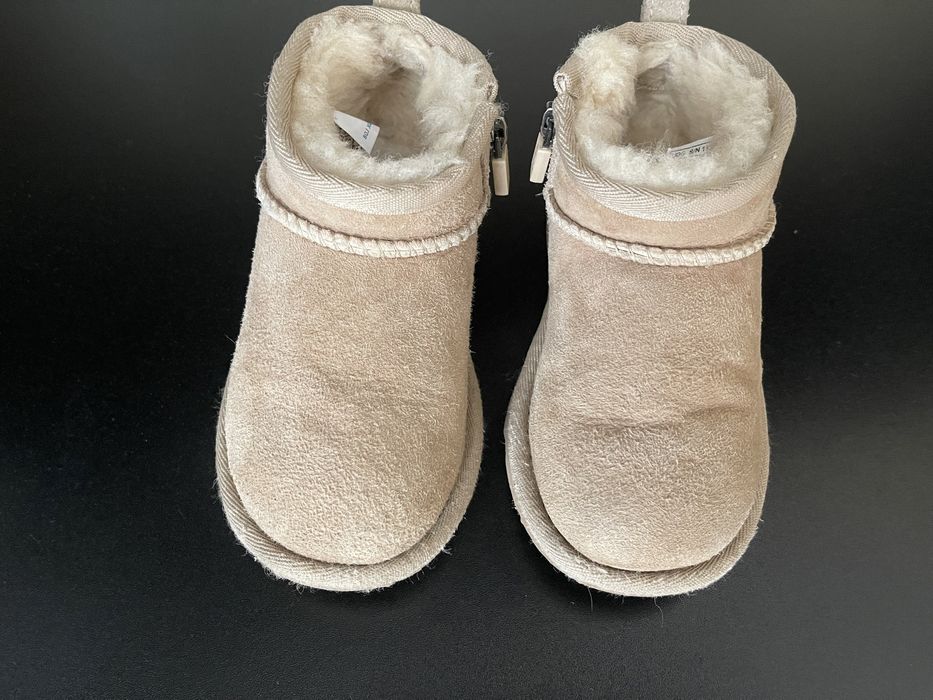 Чоботи,черевики Zara,Ugg ultra mini 26р