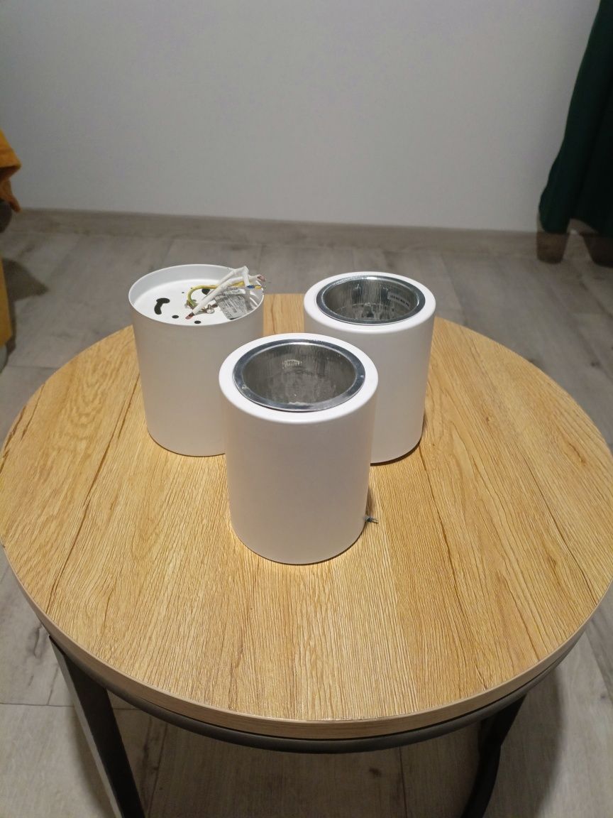 Lampa tuba biała sufitowa
