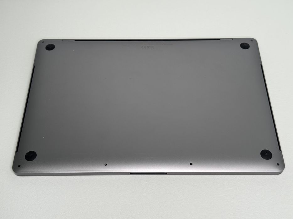 MacBook Pro 16 (A2141) - i7/32GB/512GB - faktura VAT 23%