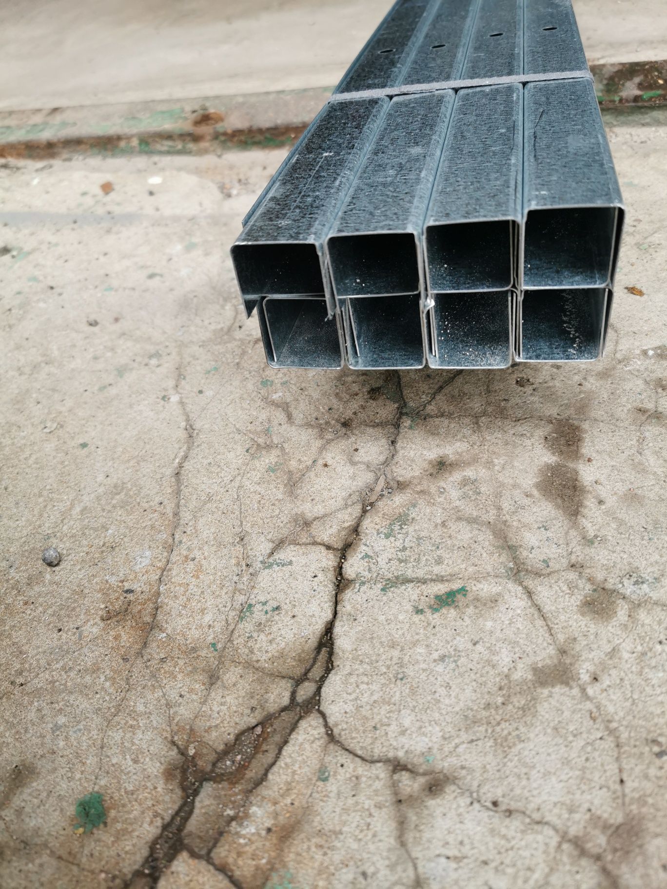 Profil UD 30 firmy Knauf  gruby
