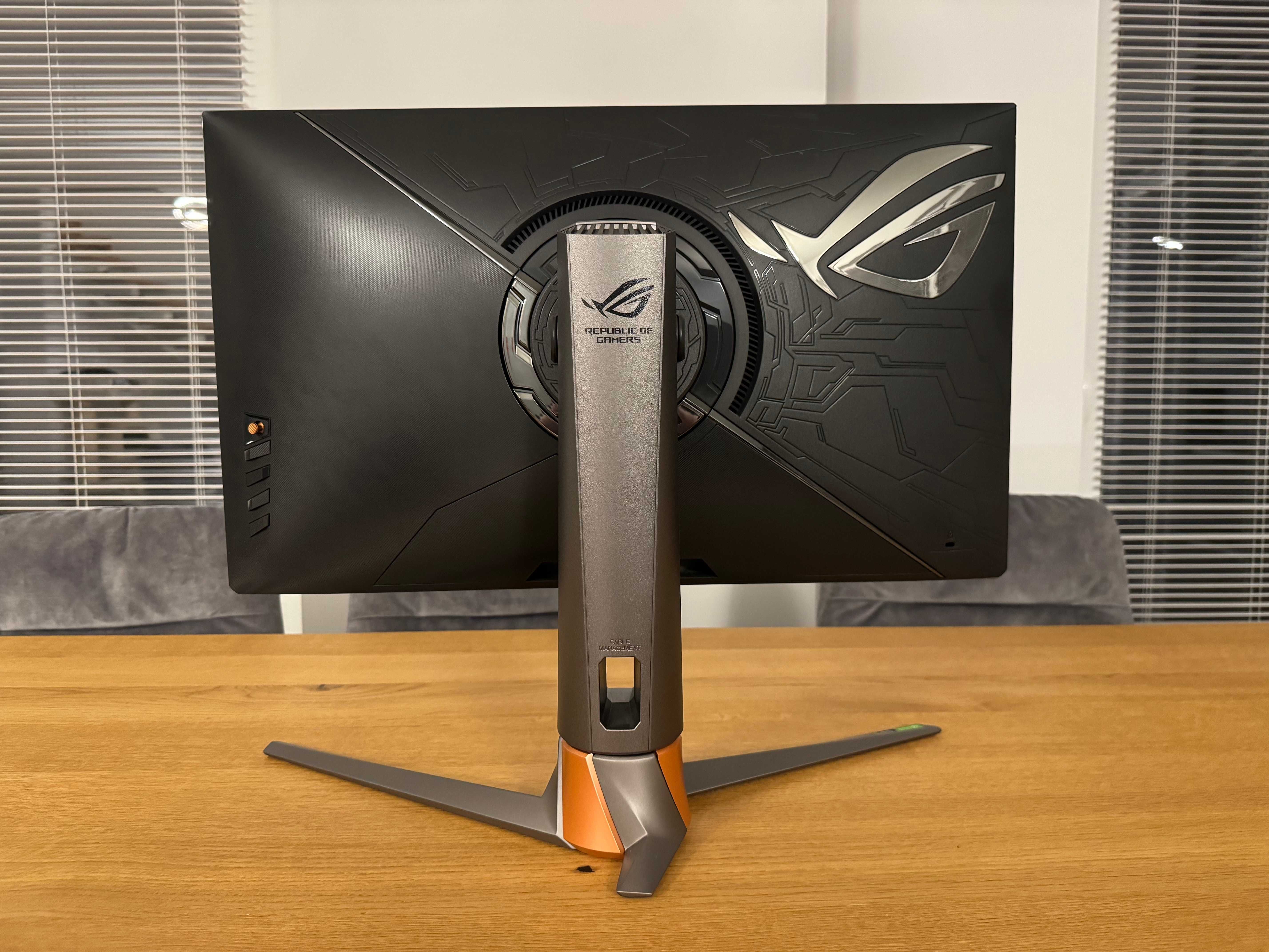 Monitor ASUS ROG Swift PG279QM 27" 2560x1440px IPS 240Hz 1 ms