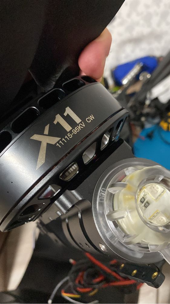 мотор Hobbywing Xrotor X11 MAX 18S с регулятором и пропеллером