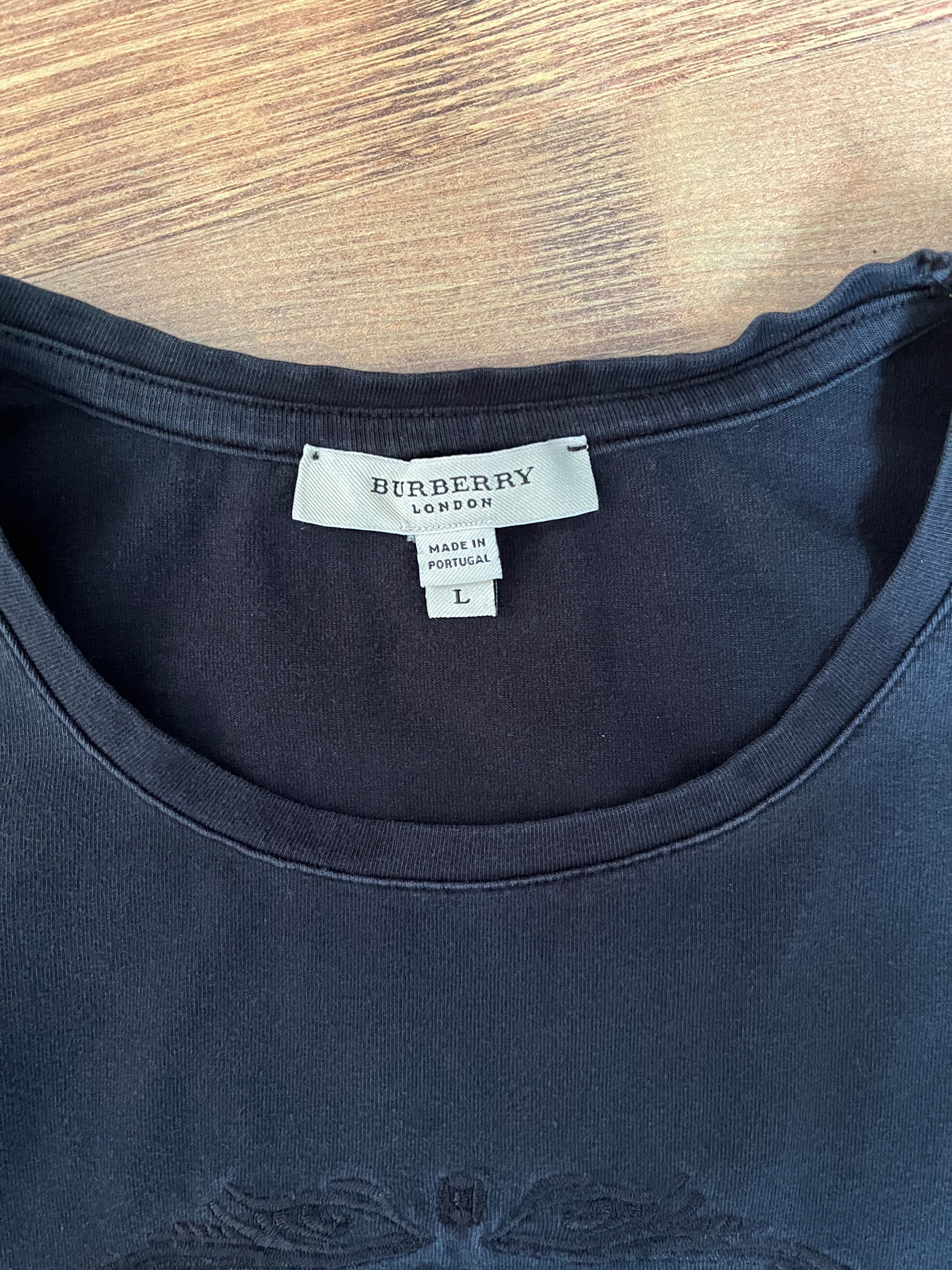 T-shirt Burberry czarna bluzka