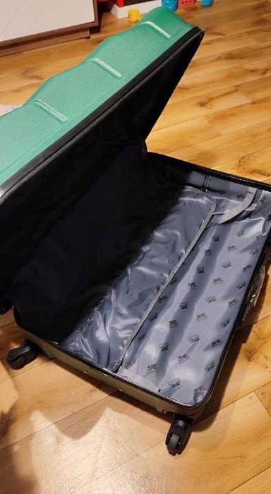 Bagia walizka duża Havana 100 litrów podszewka pasy mocujące wnętrze