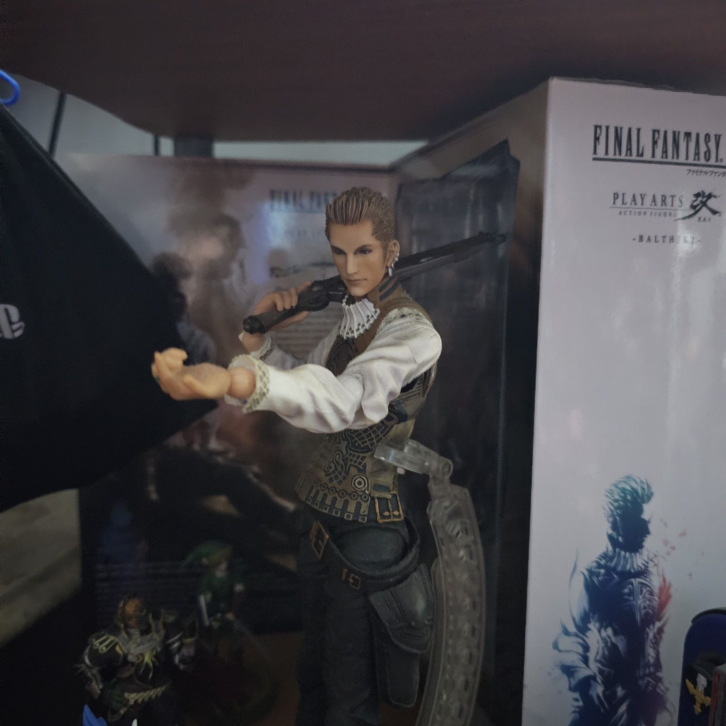 Final fantasy play arts original Fran e balthier