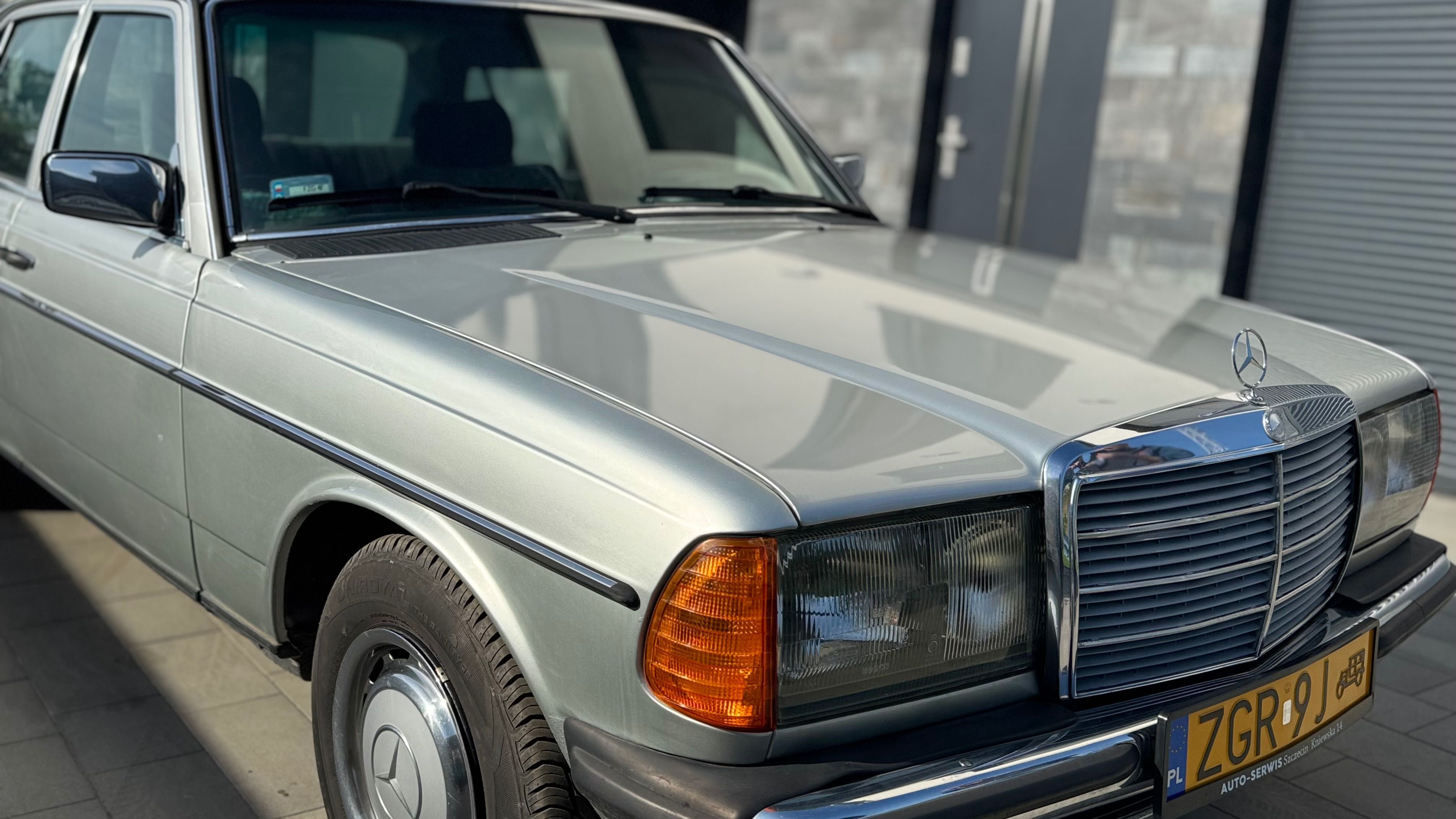 Sprzedam Klasyka  W123  2.5 benz
