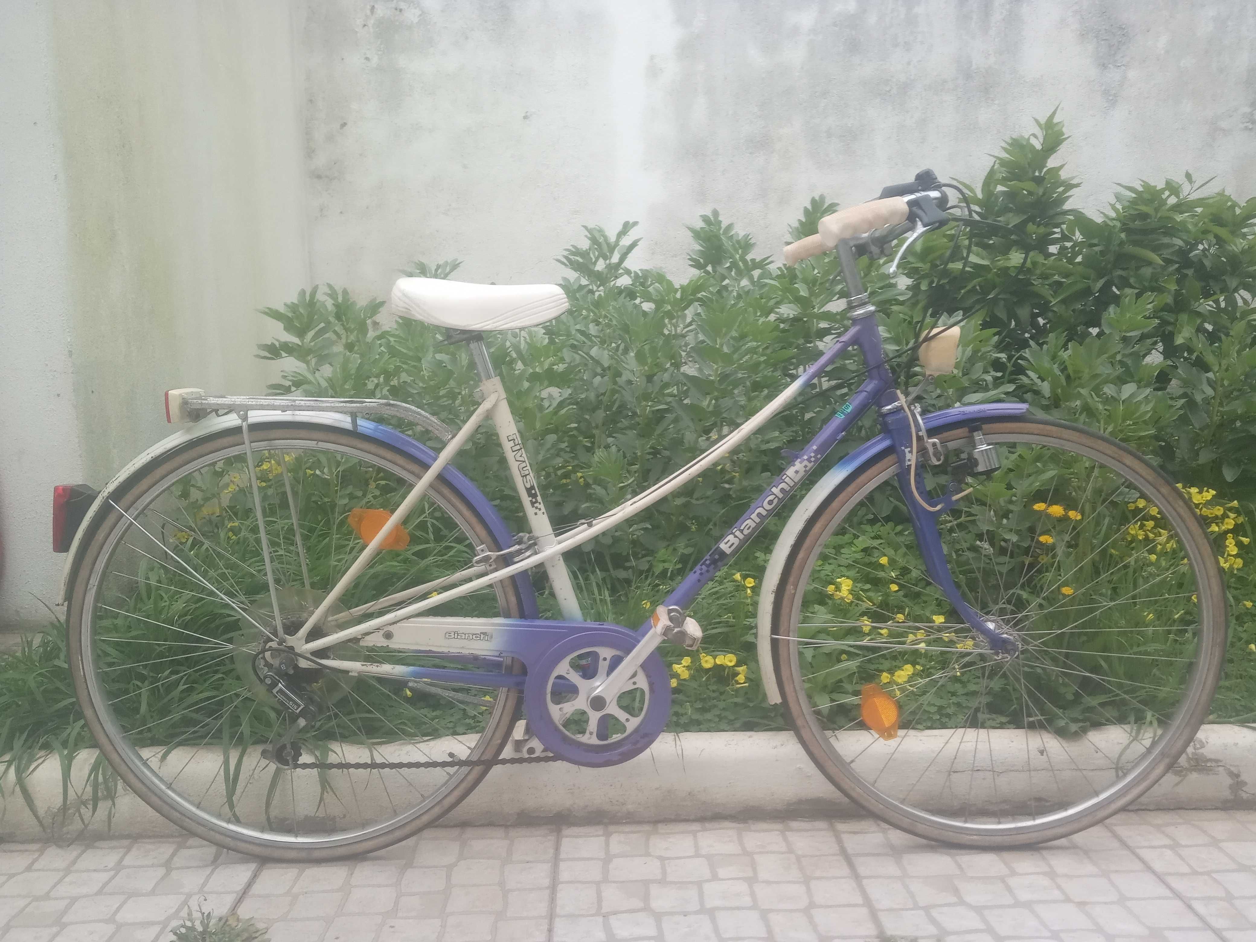 Bicicleta Bianchi senhora mixte classica vintage r28 700c azul
Tam50