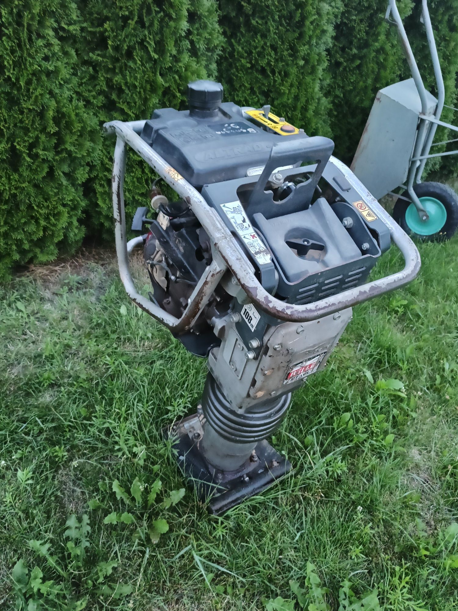Skoczek Belle RTX66H280, ubijak stopowy