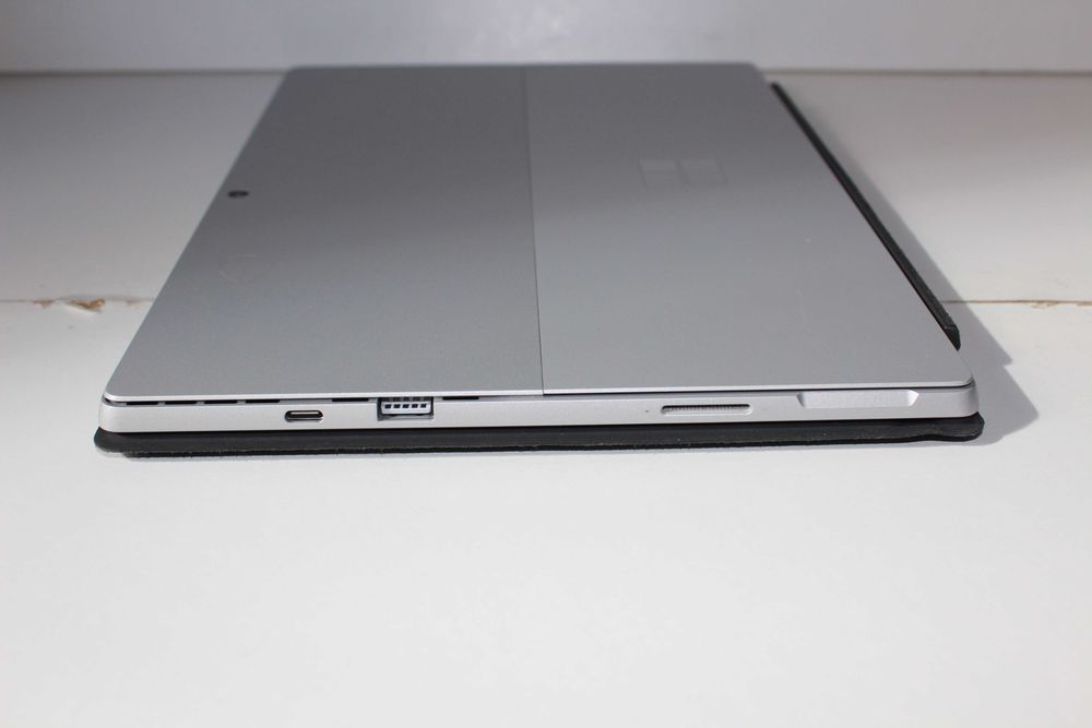 Microsoft Surface Pro 7+ i7-1165G7 16/256Gb/1Tb