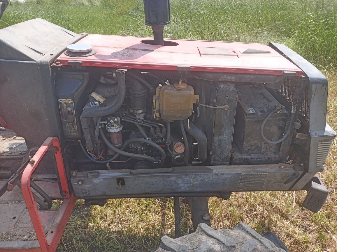 Trator Yanmar F22D