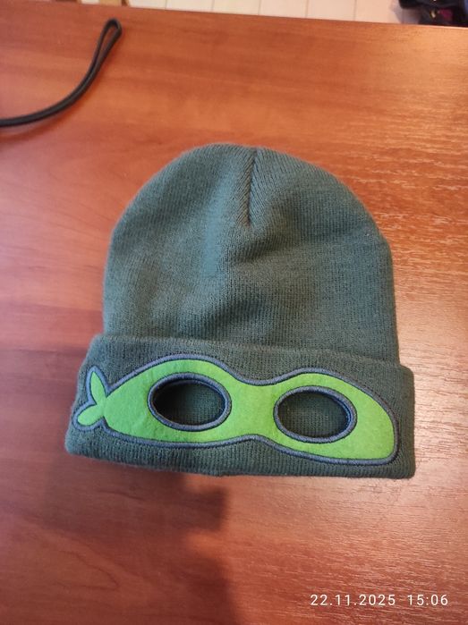 Зимова шапка для хлопчика
