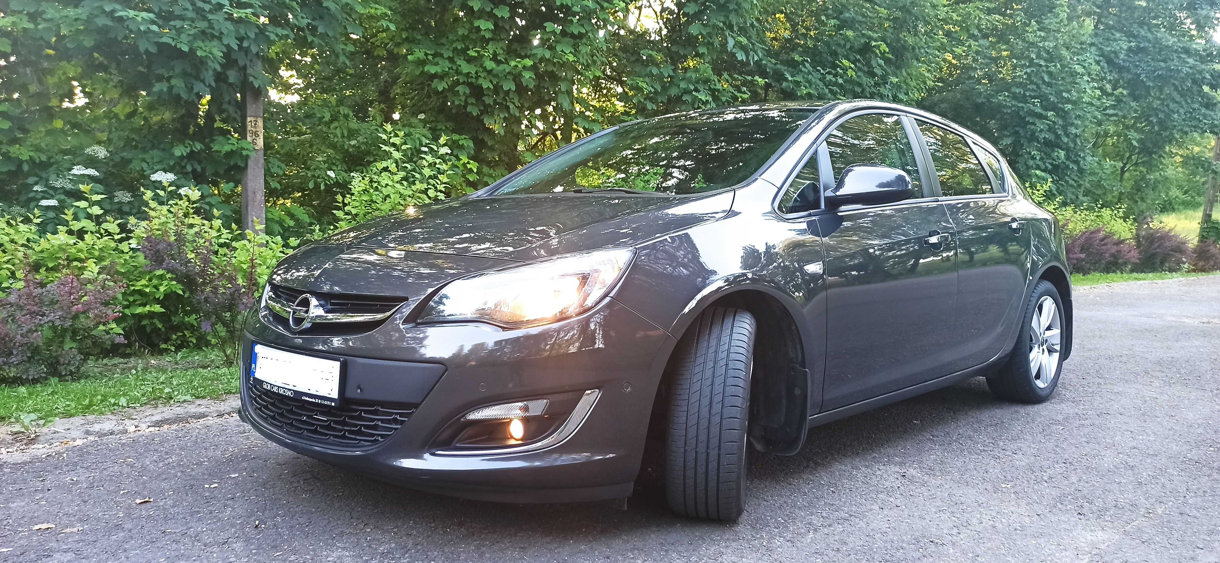 Opel Astra J 1,4 turbo 140 KM, 2013r, krajowy, zadbany