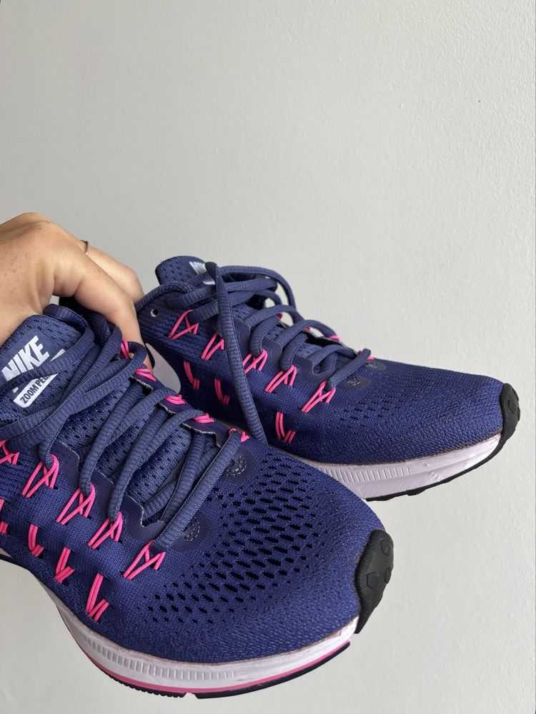Кросівки WMNS AIR ZOOM PEGASUS 33 nike