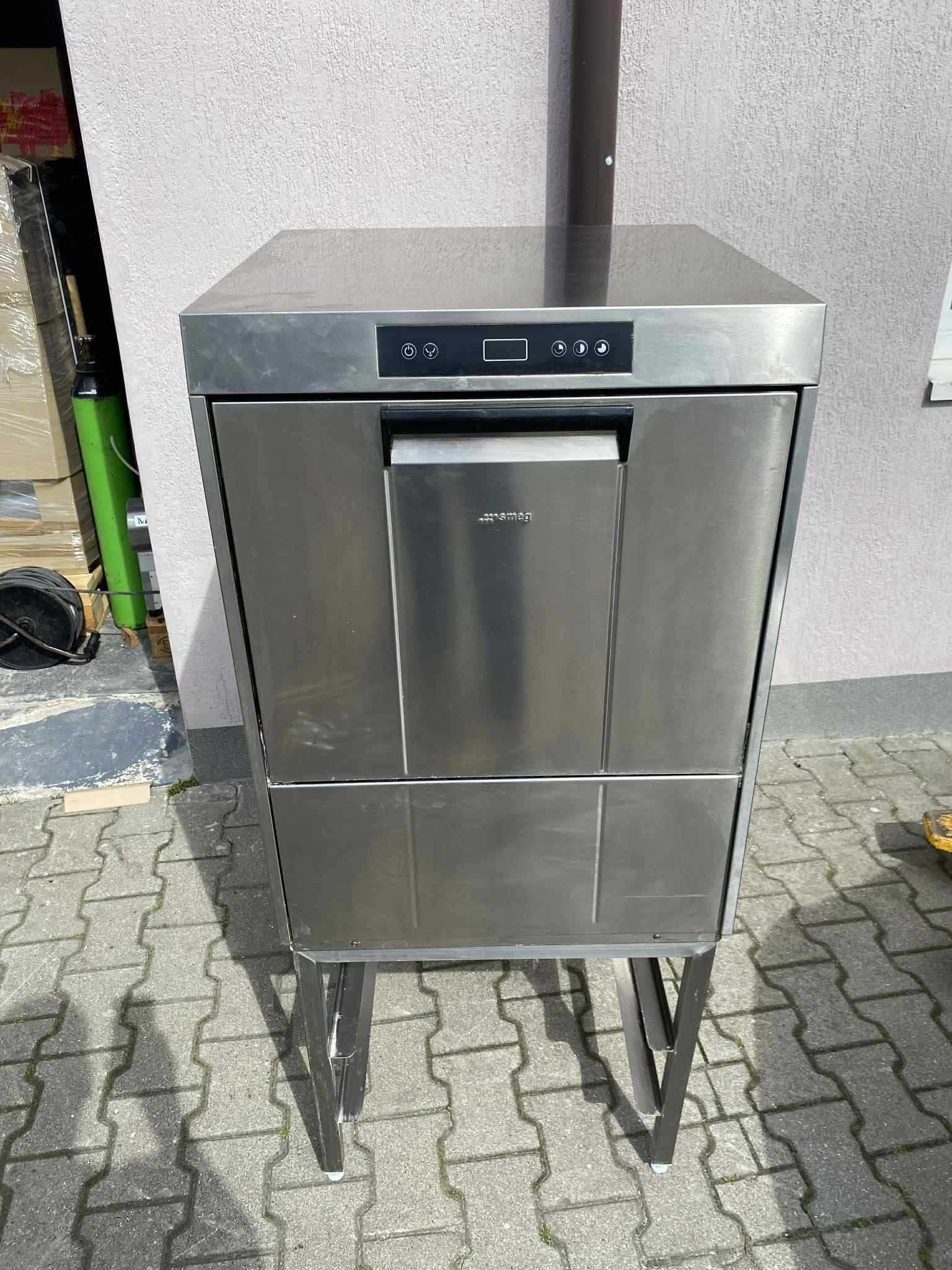 Zmywarka gastronomiczna wyparzarka  SMEG CW511 D-2