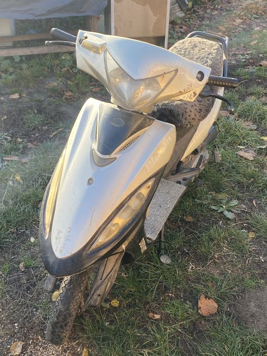 Продам срочно скутер pluton 50