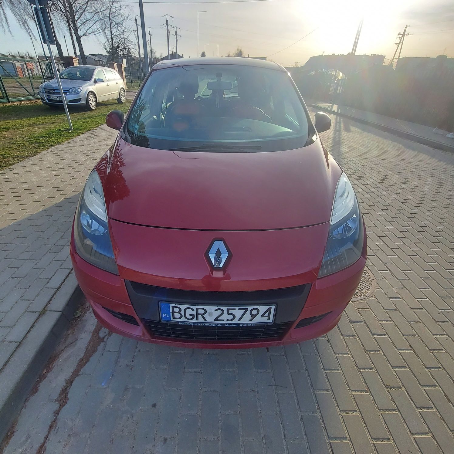 Renault Megane Scenic 1.6 benzyna 2011r.