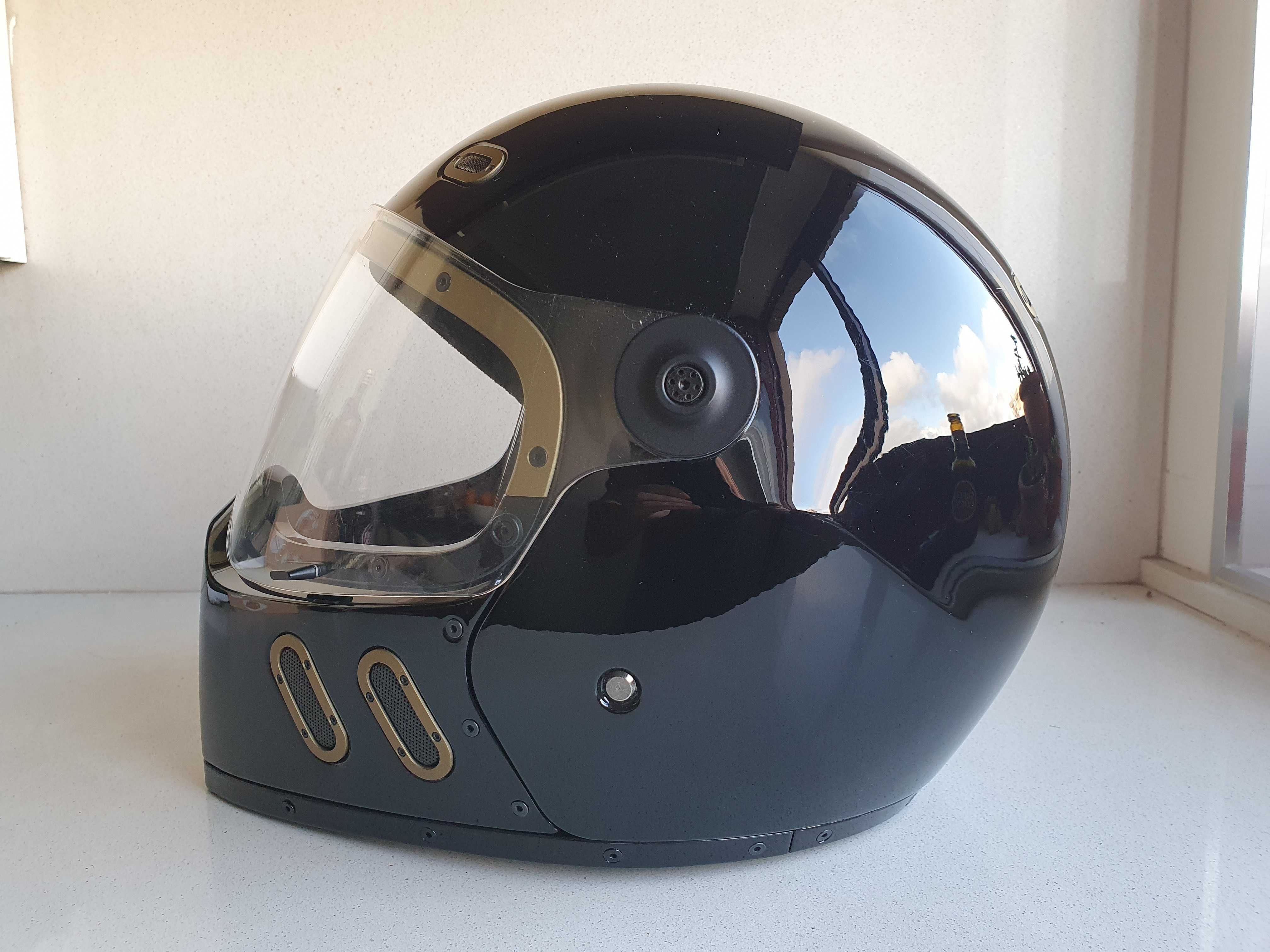 Capacete Qwart Phoenix Carbon Gloss Black