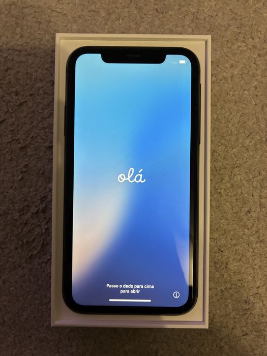 iPhone 11 Preto, 128GB — Usado