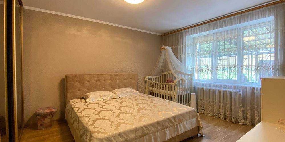 Продаж будинку. 100м2. Центр. Євроремонт. Код №5456