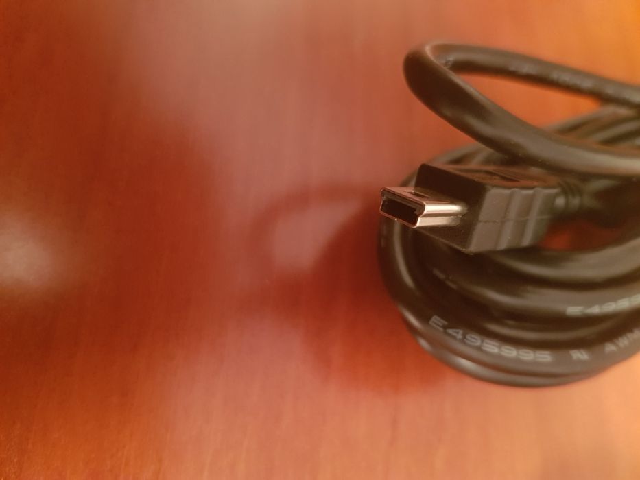 Ładowarka do zapalniczki samochodowej i przedłużacz