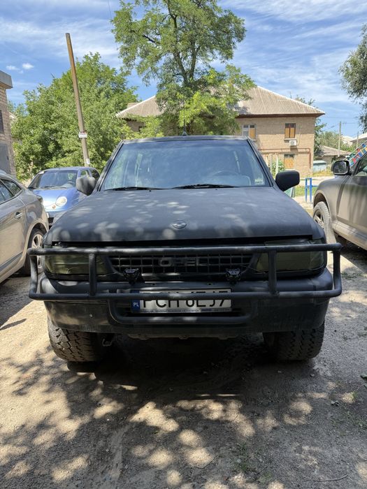 Opel Frontera 2.0 бензин 4х4