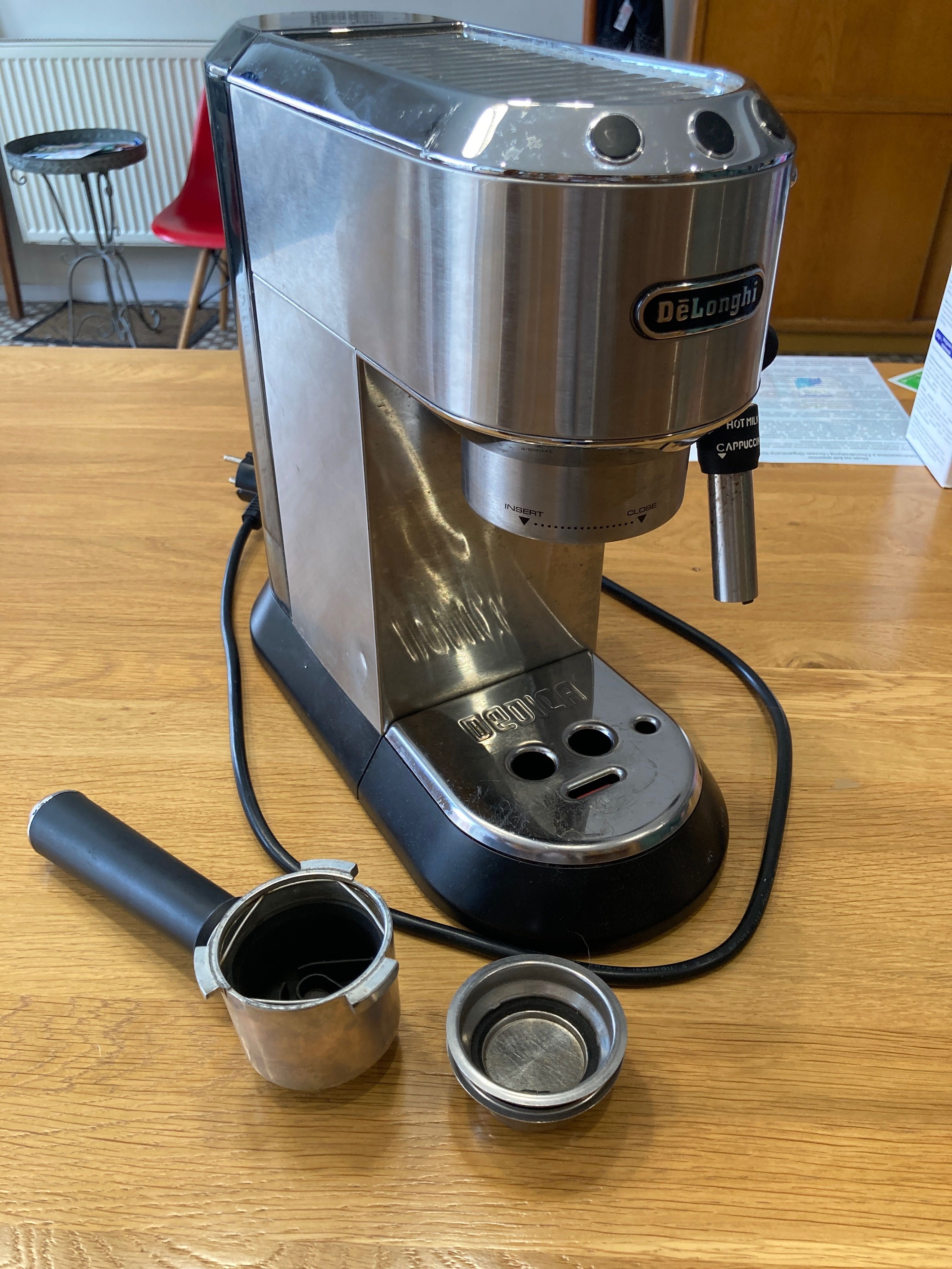 Sprzedam ekspres delonghi Dedica