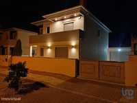 Casa / Villa T4 em Leiria de 168,00 m2
