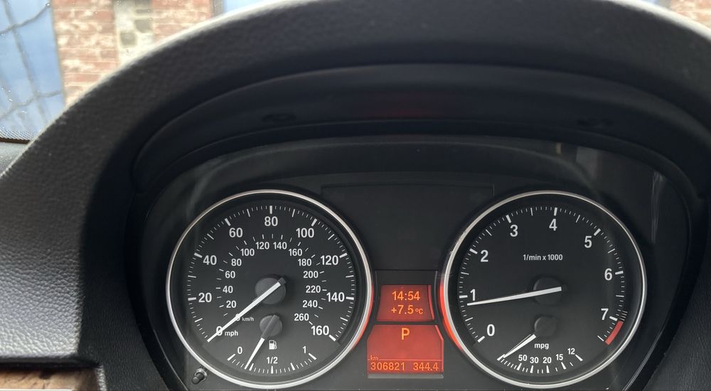 Продам авто Bmw e90