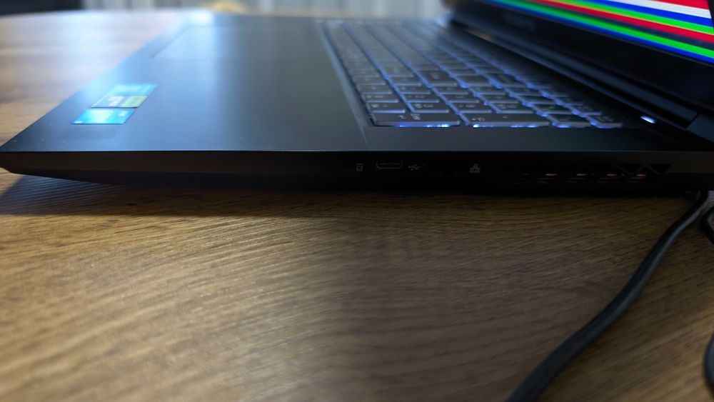 Ігровий Ноутбук "GIGABYTE G7 kf"  17" RTX 4060 Б\В