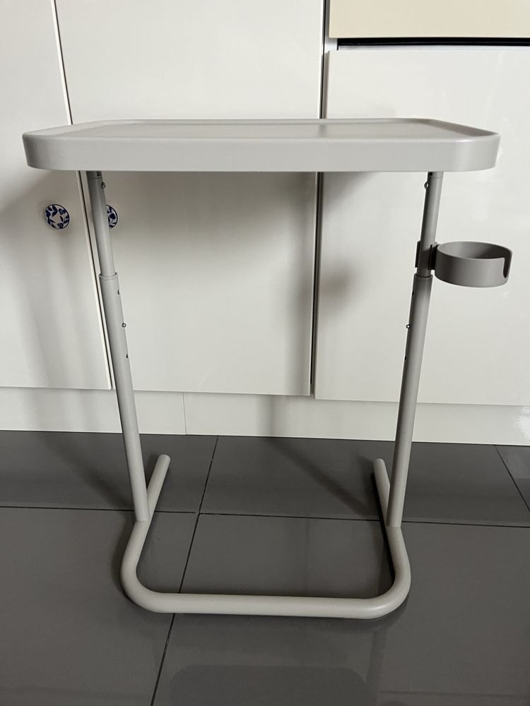 BJÖRKÅSEN  - Stolik pod laptopa, beżowy