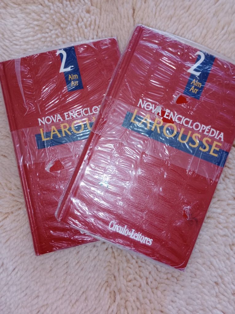 Nova enciclopédia Larousse