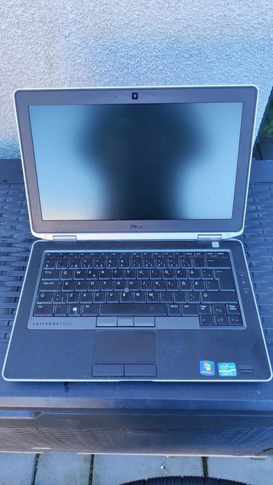 Laptop Dell Latitude E6330